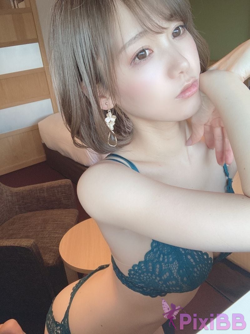 Fantia Coser 2020 11 PixiBB.COM 073