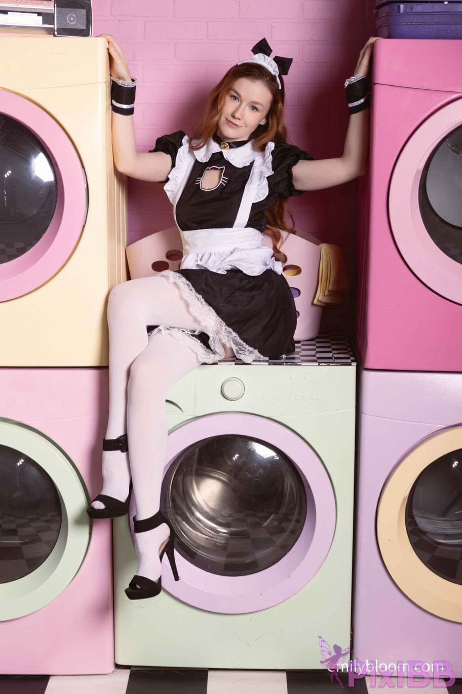 emilybloom laundromat 014 PixiBB.COM
