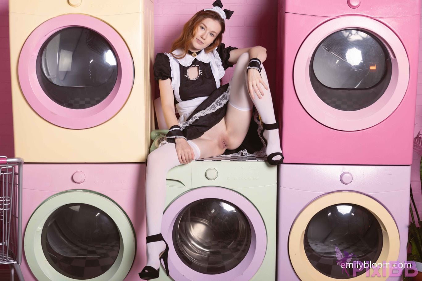 emilybloom laundromat 015 PixiBB.COM