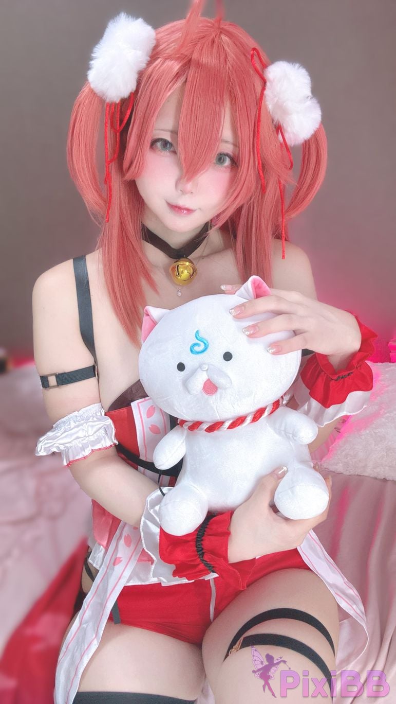 Cosplayer chuchu 004 Miko Sakura PixiBB.COM 075