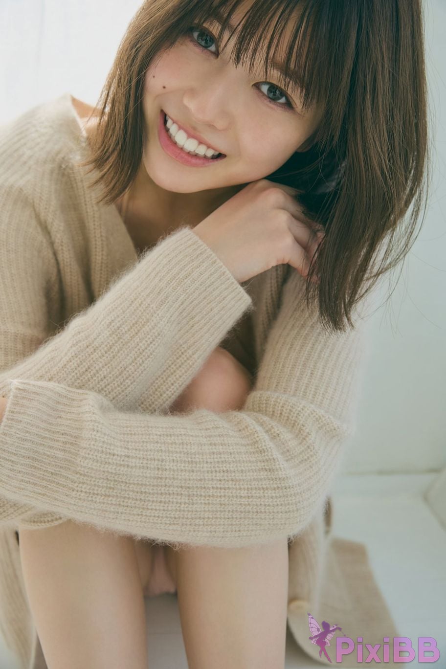 Japanese Idol Yuzuha Saeki FRIDAY digital photo book midday girlfriend PixiBB.COM 027