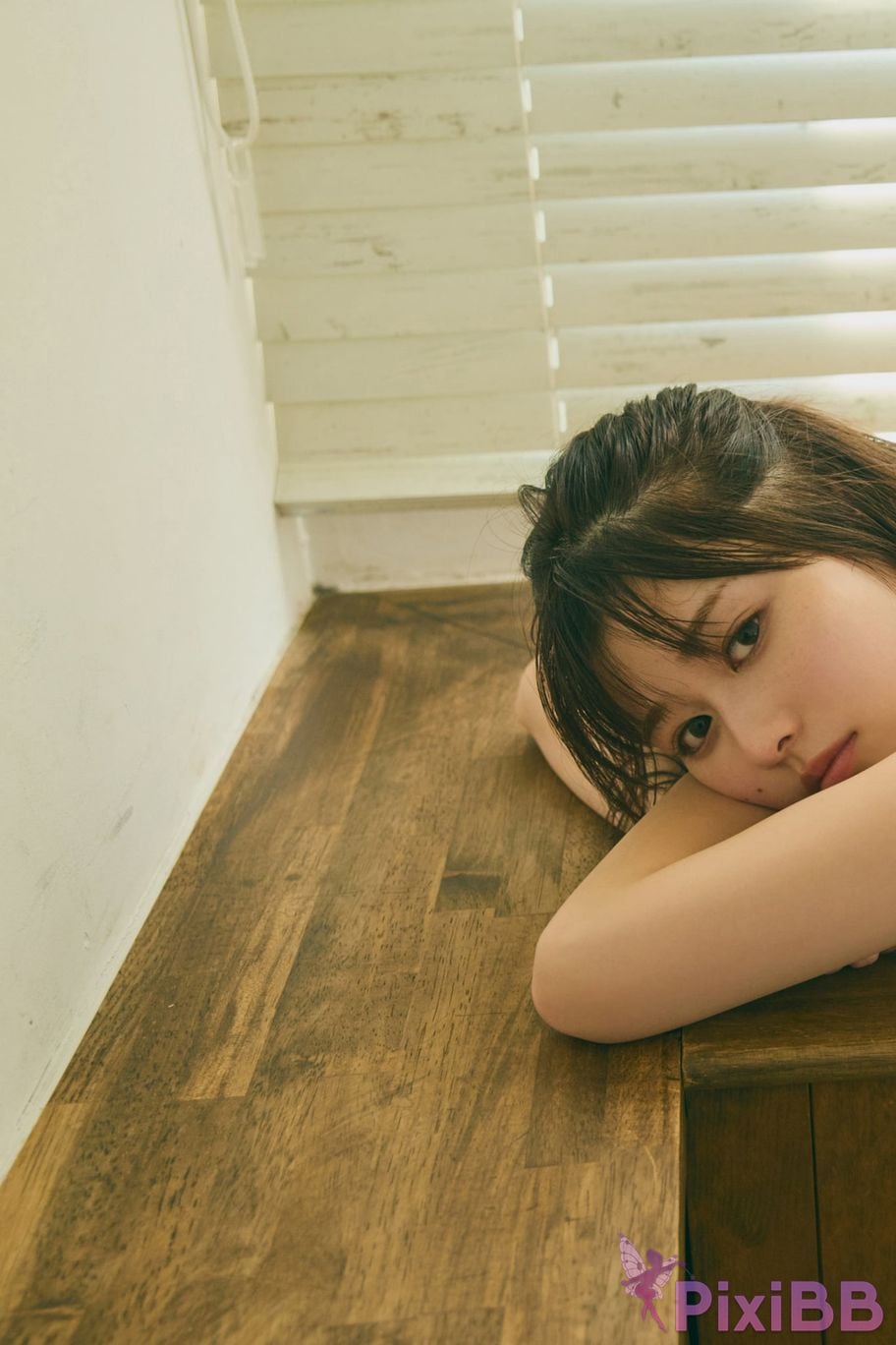Japanese Idol Yuzuha Saeki FRIDAY digital photo book midday girlfriend PixiBB.COM 050