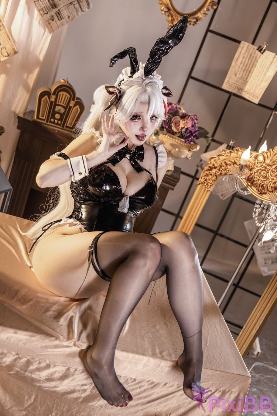 Cosplayer soso swish azur lane Prince Eugen bunny girl S PixiBB.COM 027