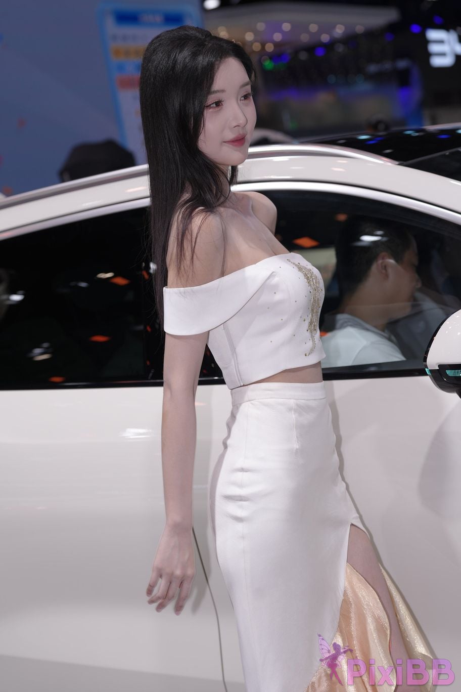 Featured Street Photography Works No.5926 BYD Booth car model PixiBB.COM 007