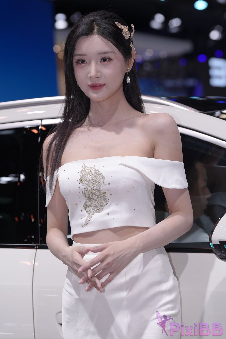Featured Street Photography Works No.5926 BYD Booth car model PixiBB.COM 023