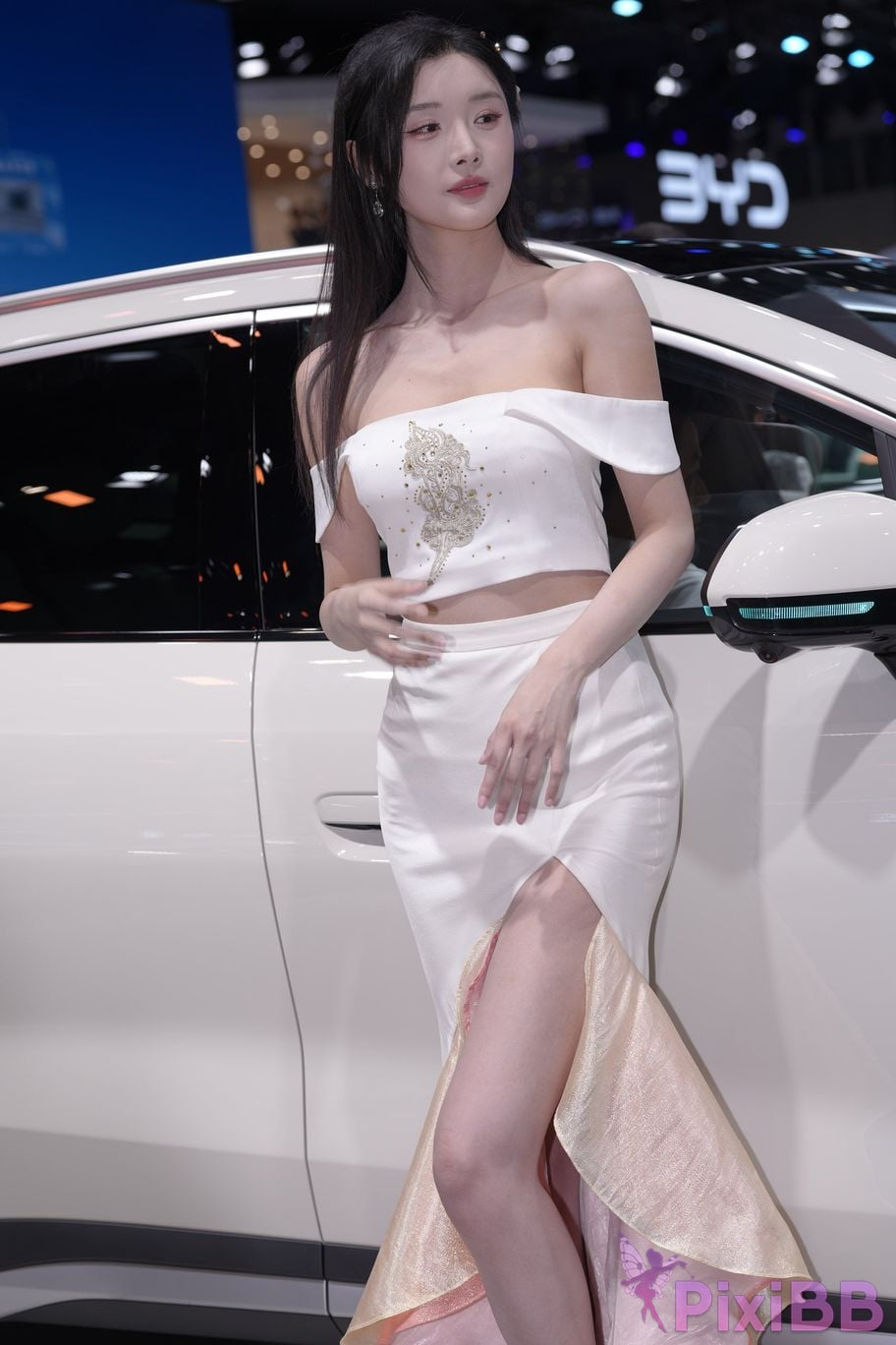 Featured Street Photography Works No.5926 BYD Booth car model PixiBB.COM 027