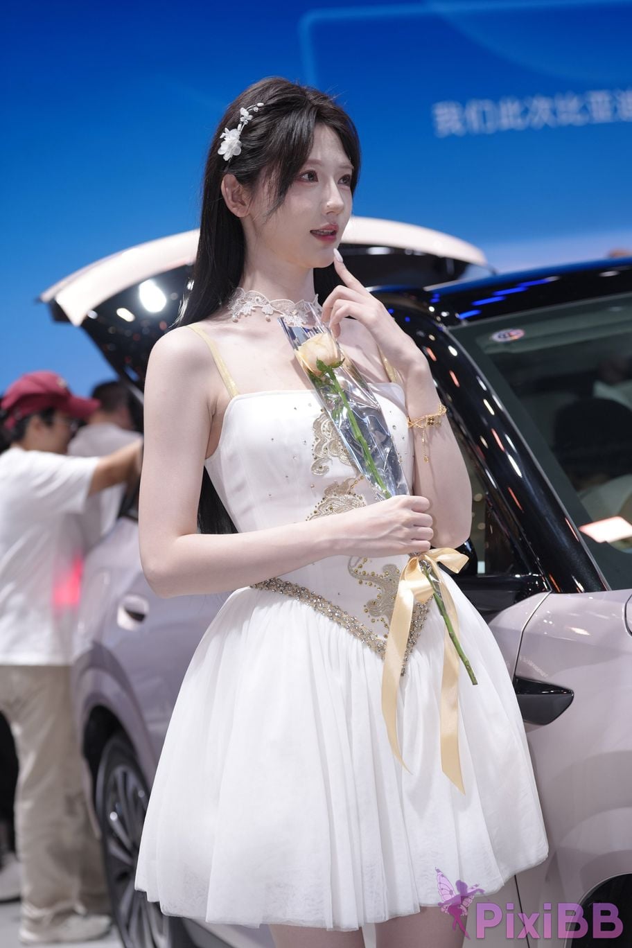 Featured Street Photography Works No.5926 BYD Booth car model PixiBB.COM 070