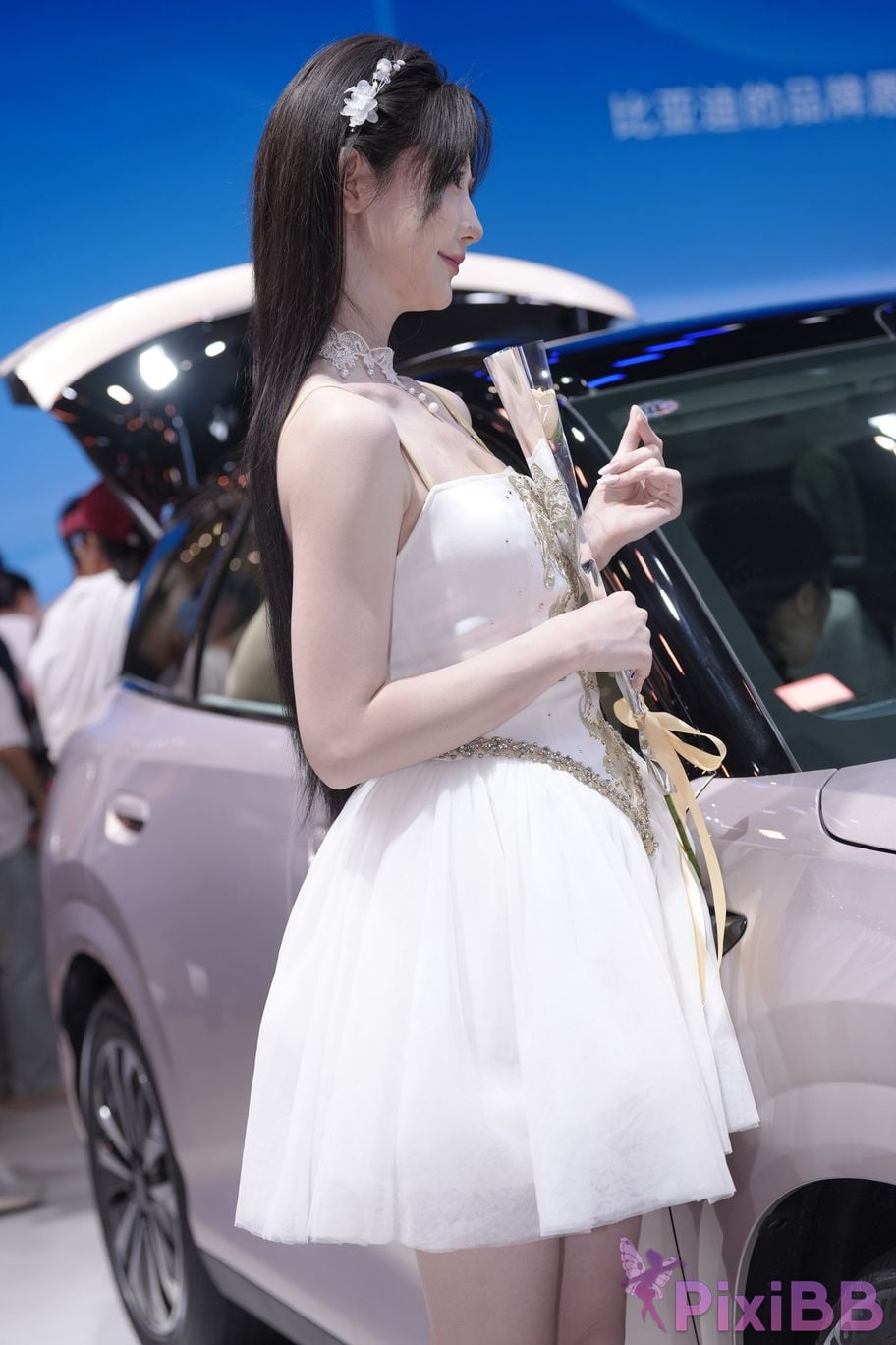 Featured Street Photography Works No.5926 BYD Booth car model PixiBB.COM 087