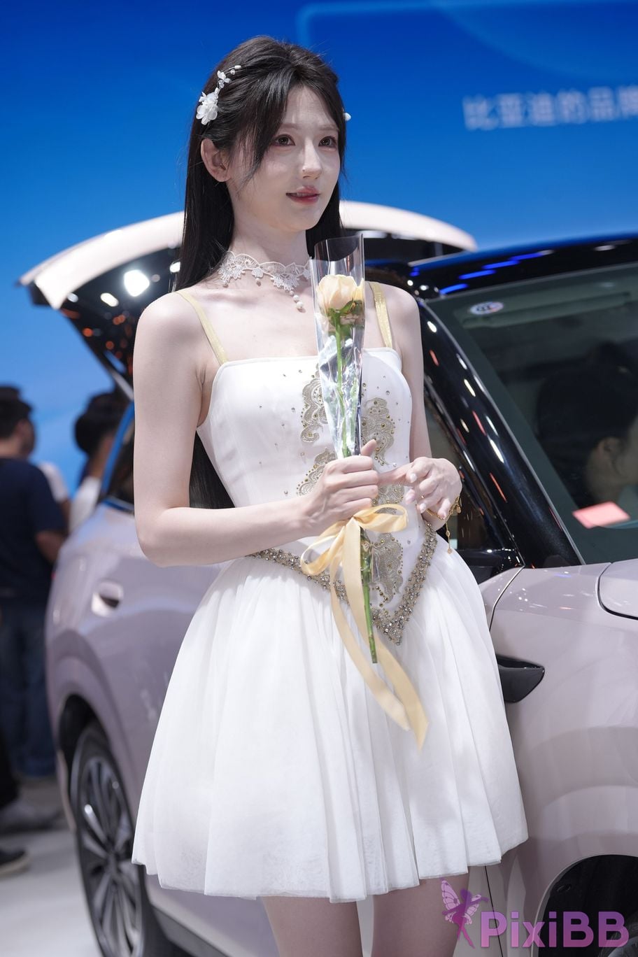 Featured Street Photography Works No.5926 BYD Booth car model PixiBB.COM 091