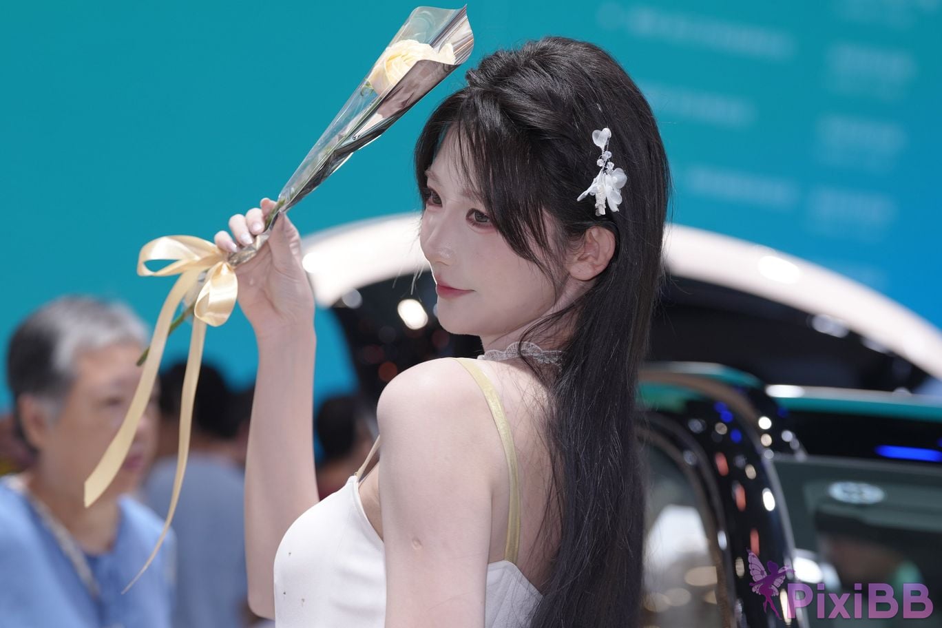 Featured Street Photography Works No.5926 BYD Booth car model PixiBB.COM 114