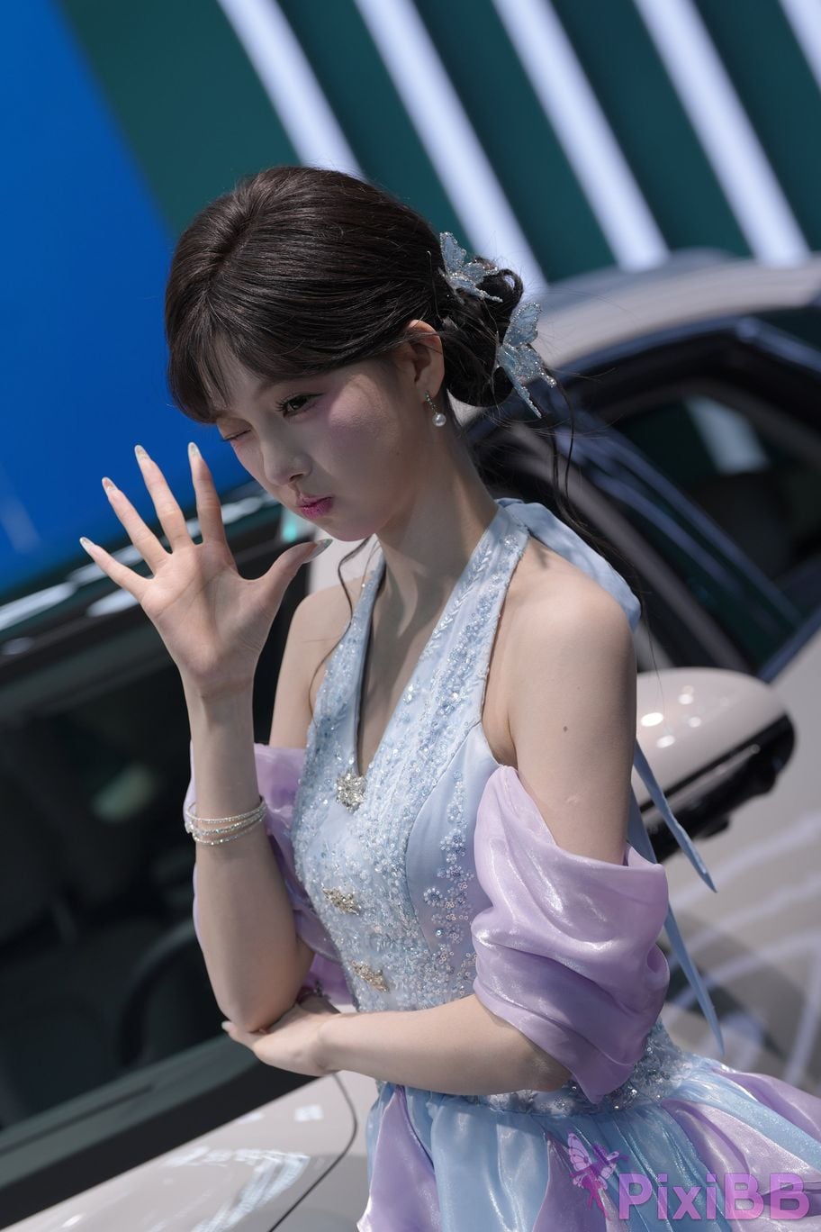 Featured Street Photography Works No.5926 BYD Booth car model PixiBB.COM 128