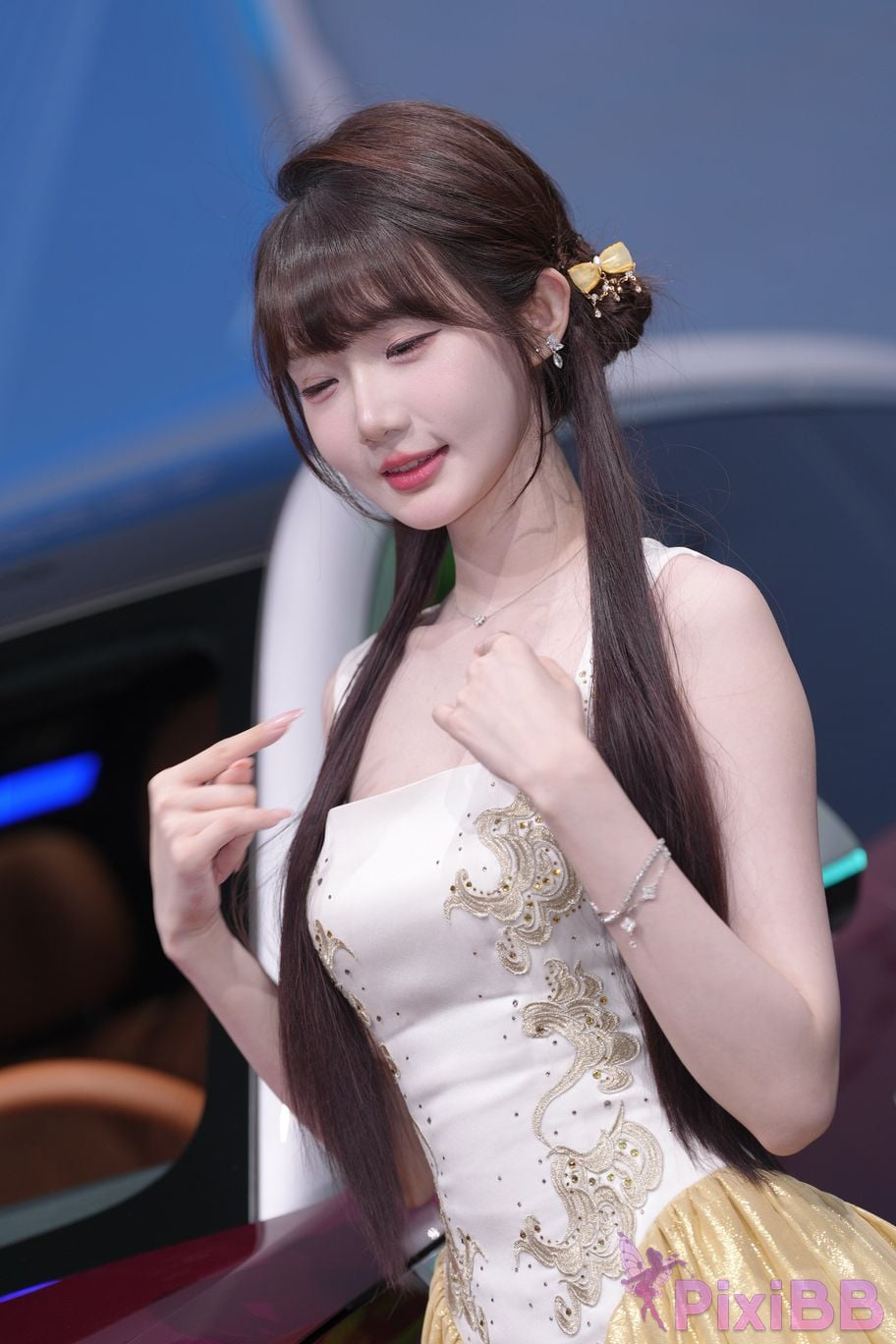 Featured Street Photography Works No.5926 BYD Booth car model PixiBB.COM 187