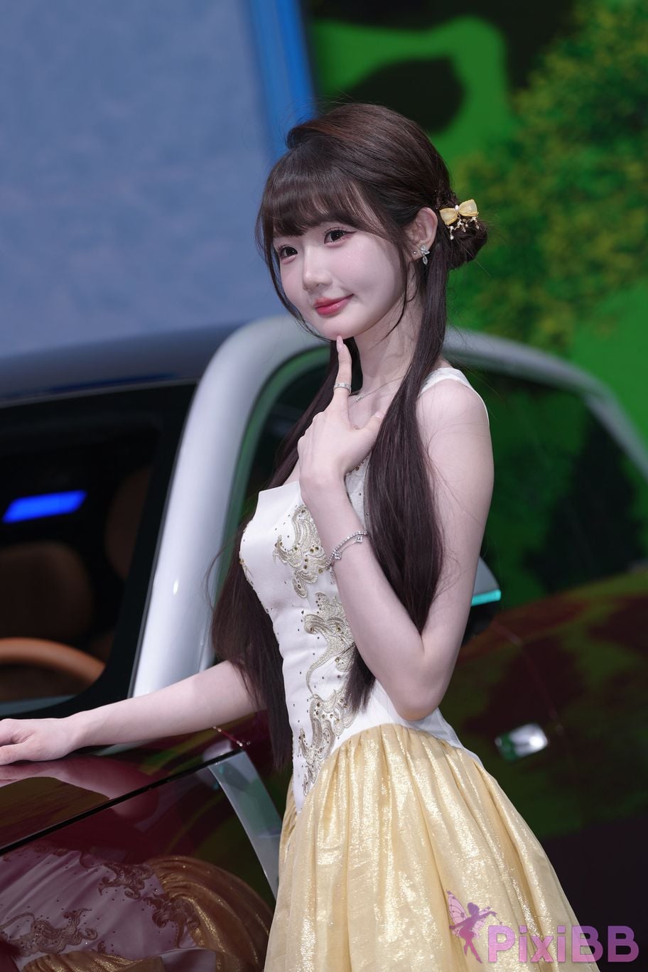 Featured Street Photography Works No.5926 BYD Booth car model PixiBB.COM 216