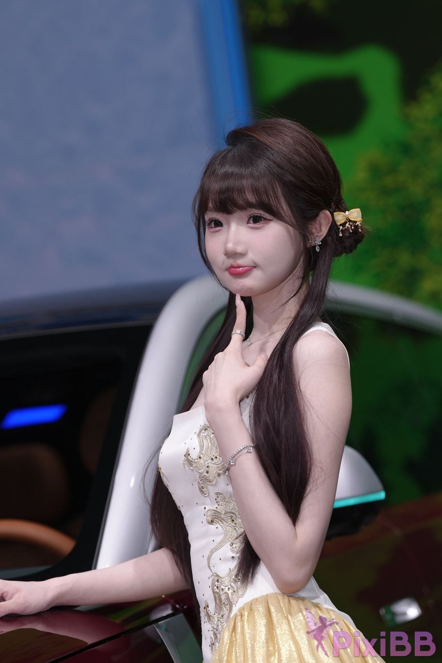 Featured Street Photography Works No.5926 BYD Booth car model PixiBB.COM 218
