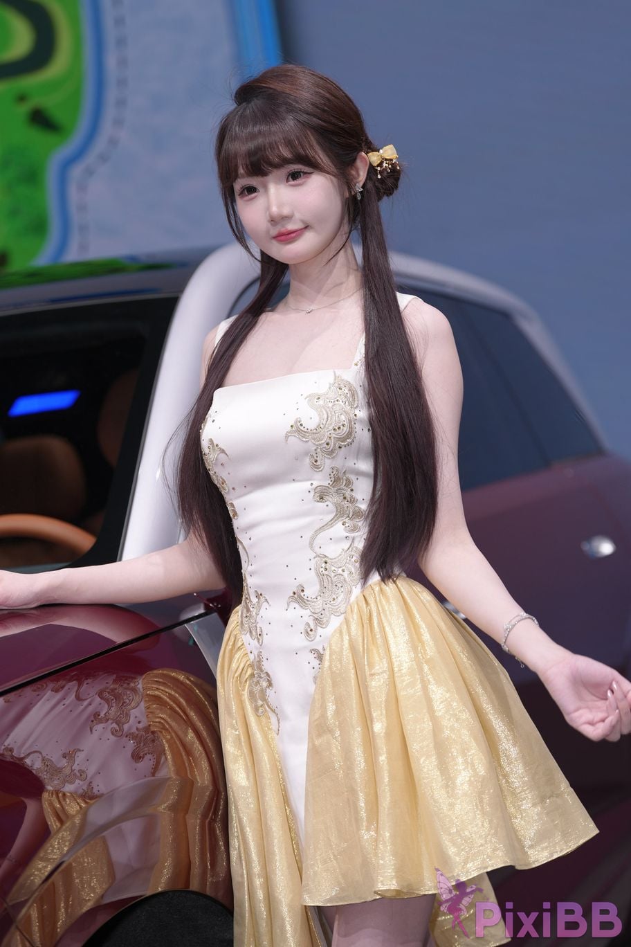 Featured Street Photography Works No.5926 BYD Booth car model PixiBB.COM 242