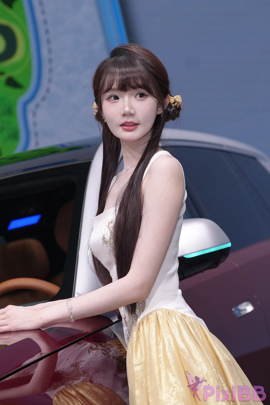 Featured Street Photography Works No.5926 BYD Booth car model PixiBB.COM 265