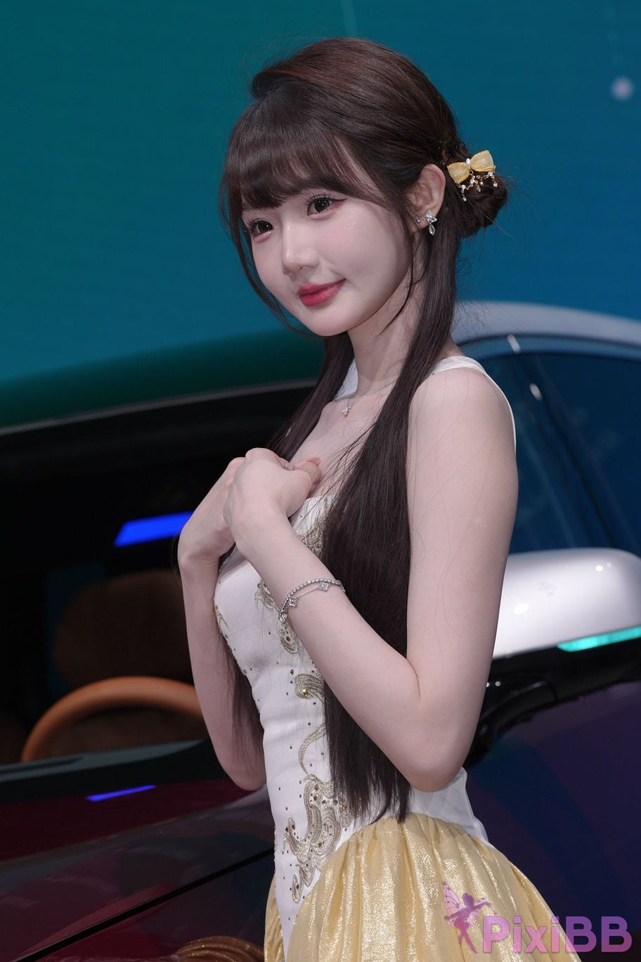 Featured Street Photography Works No.5926 BYD Booth car model PixiBB.COM 310