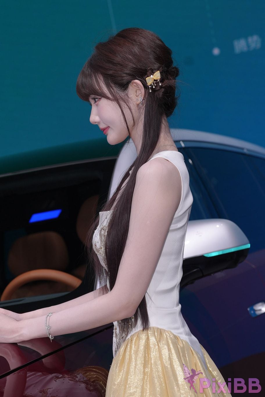 Featured Street Photography Works No.5926 BYD Booth car model PixiBB.COM 318