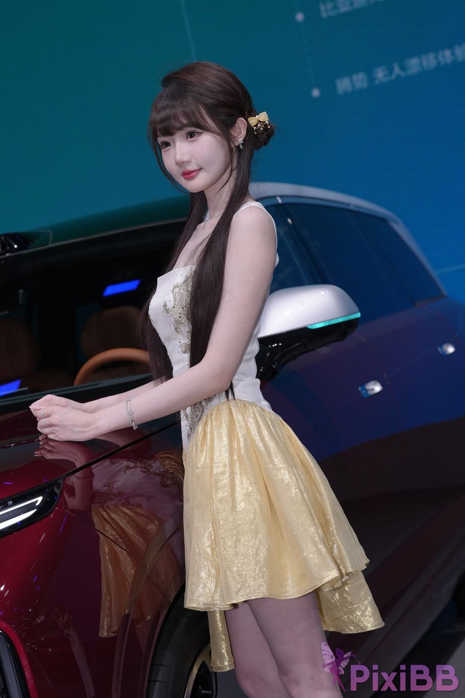 Featured Street Photography Works No.5926 BYD Booth car model PixiBB.COM 321