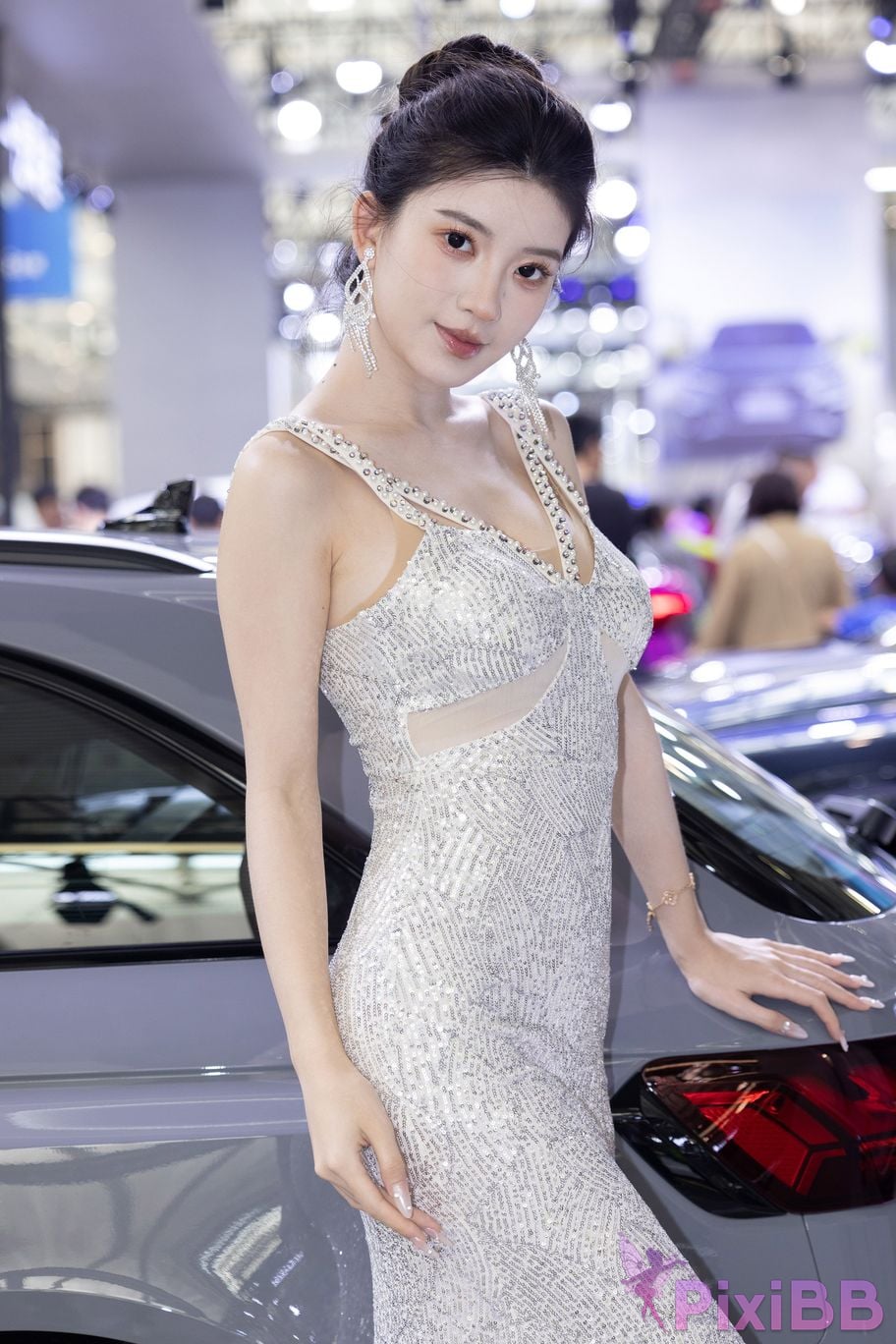 Featured Street Photography Works No.5911 Suzhou Auto Show Internet Celebrities BB Sauce PixiBB.COM 028