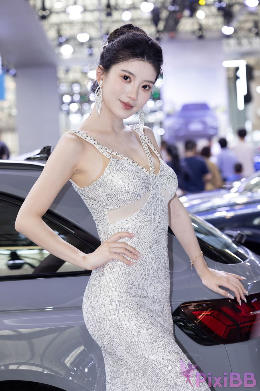 Featured Street Photography Works No.5911 Suzhou Auto Show Internet Celebrities BB Sauce PixiBB.COM 033