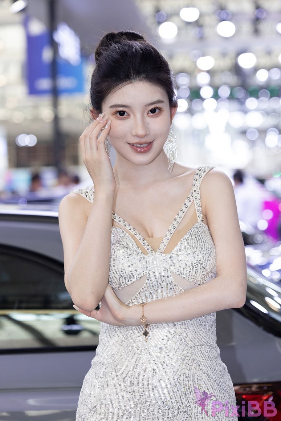 Featured Street Photography Works No.5911 Suzhou Auto Show Internet Celebrities BB Sauce PixiBB.COM 049