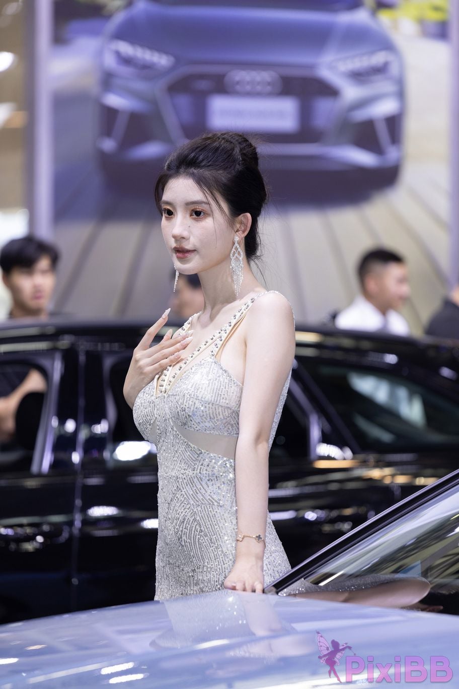 Featured Street Photography Works No.5911 Suzhou Auto Show Internet Celebrities BB Sauce PixiBB.COM 155