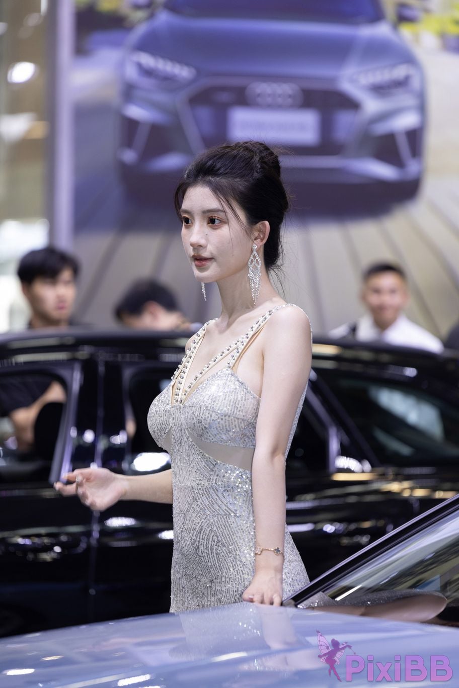 Featured Street Photography Works No.5911 Suzhou Auto Show Internet Celebrities BB Sauce PixiBB.COM 156