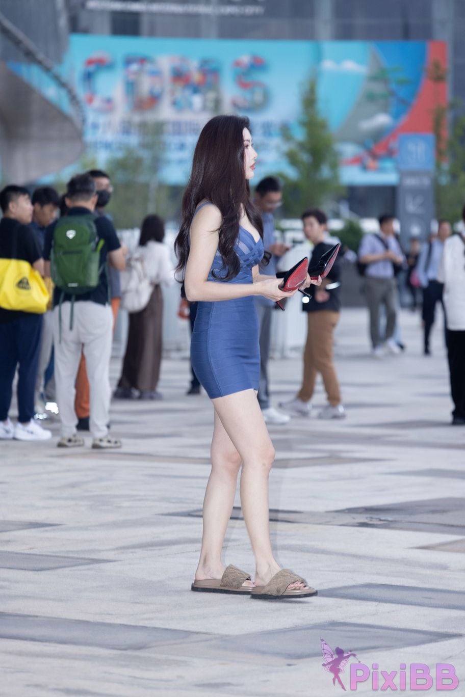 Featured Street Photography Works No.5915 Goddess Ye Mengyu beautiful breasts PixiBB.COM 001