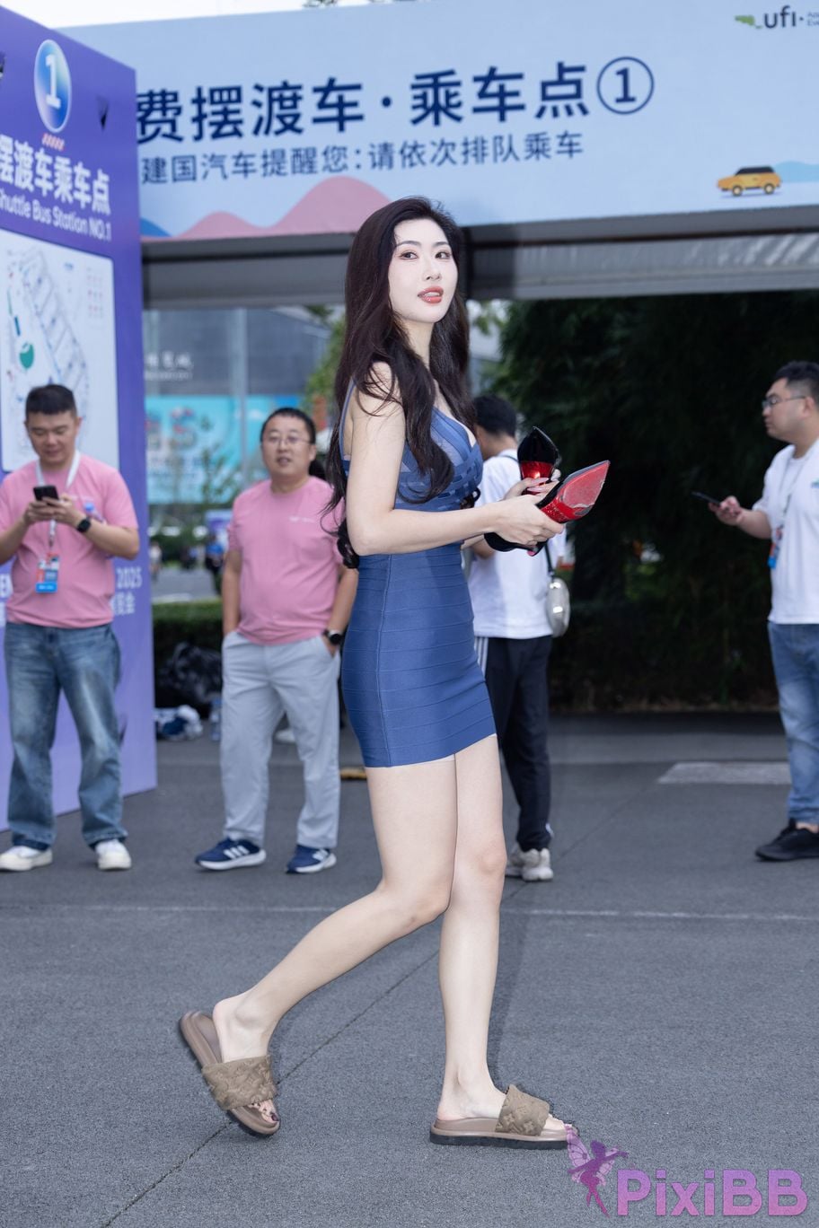 Featured Street Photography Works No.5915 Goddess Ye Mengyu beautiful breasts PixiBB.COM 018