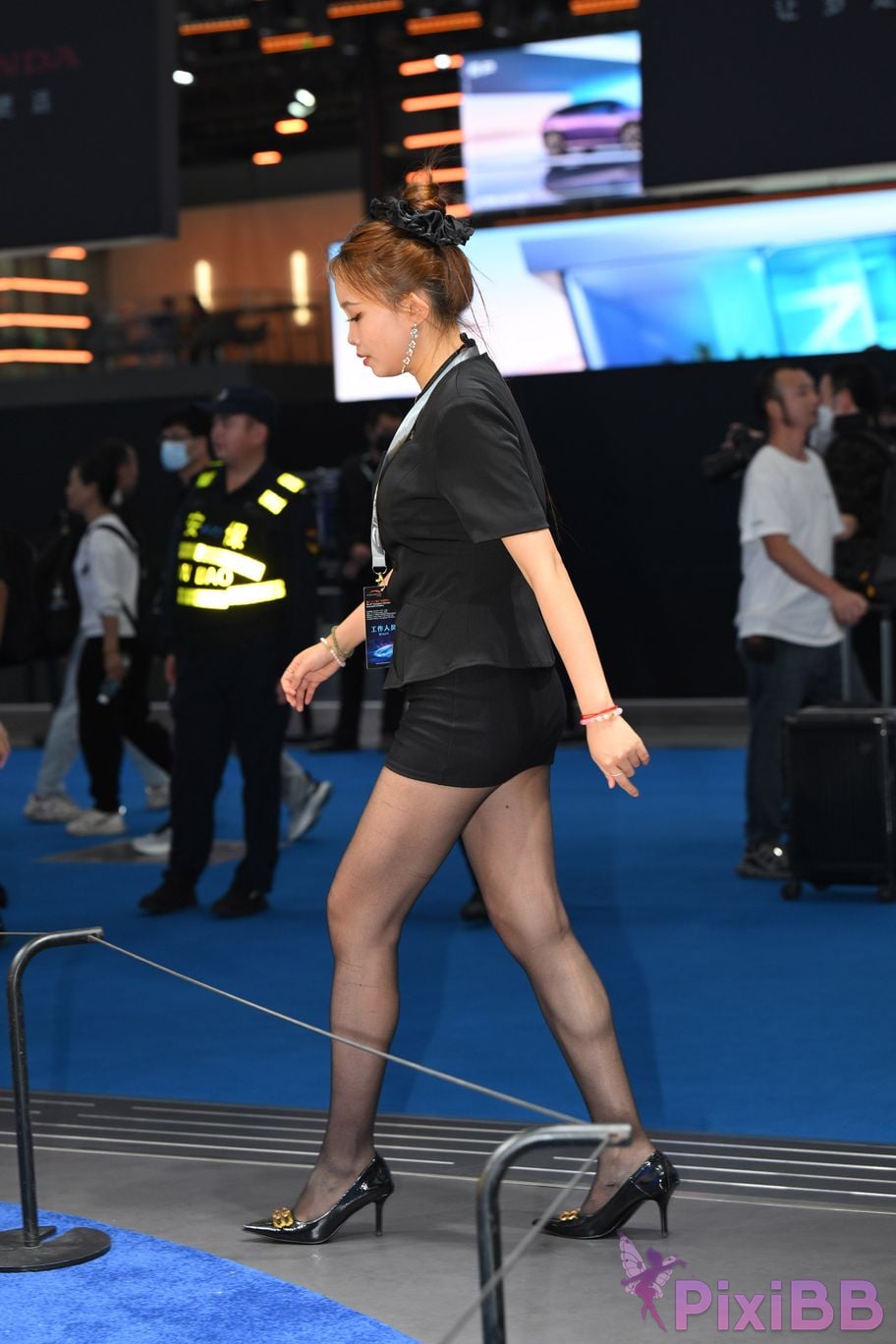 Featured Street Photography Works No.5919 Black skirt and stockings OL PixiBB.COM 094