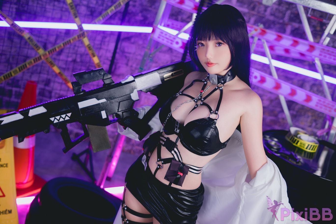 Cosplayer Messie Huang Mihara PixiBB.COM 002