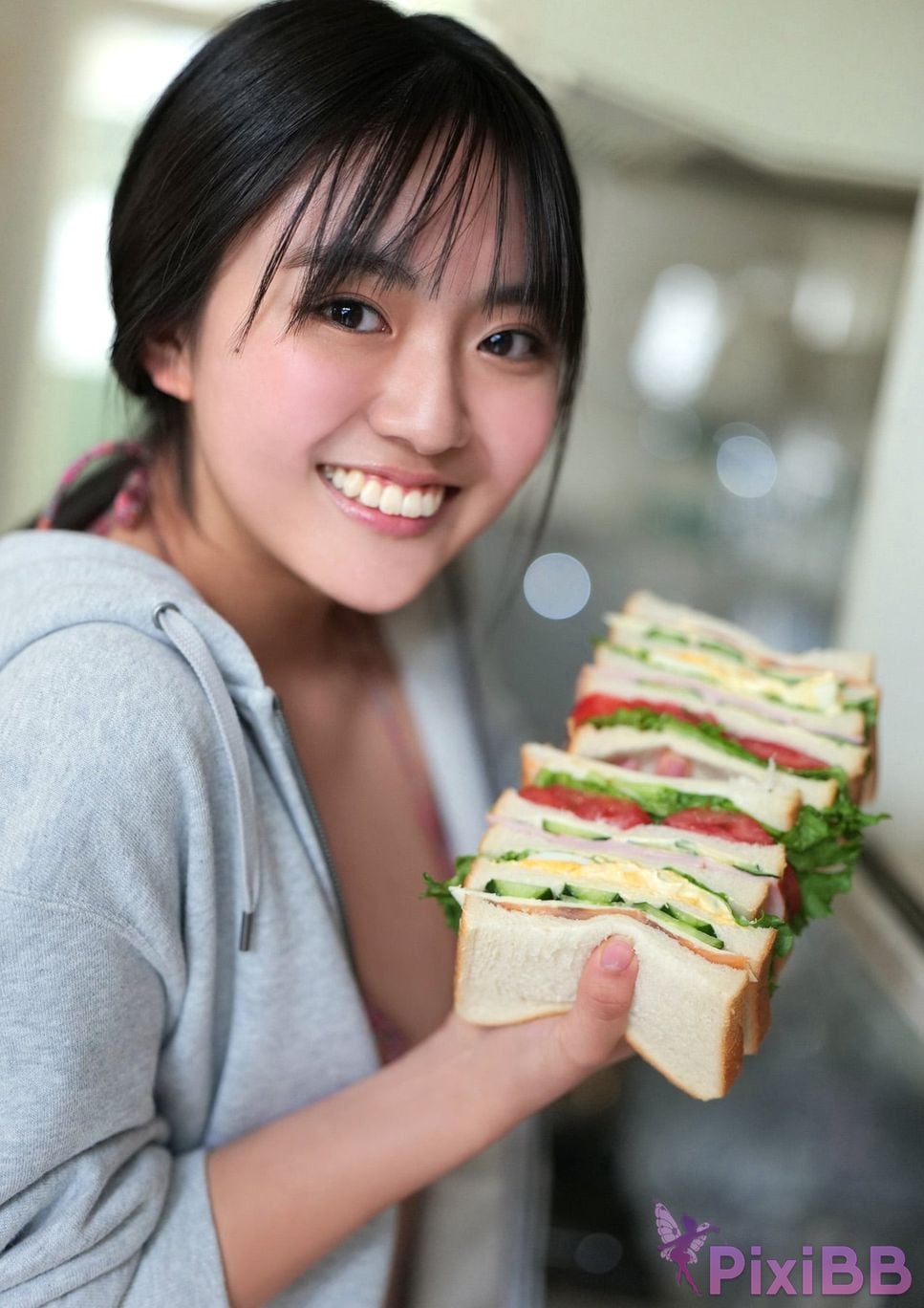 Japanese Idol Toyoda Runa Toyota Luna BOMB digital photo book the moment you fall in love PixiBB.COM 032