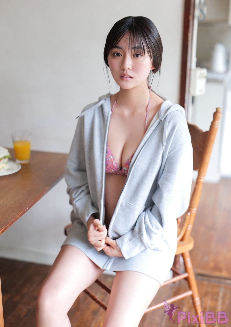 Japanese Idol Toyoda Runa Toyota Luna BOMB digital photo book the moment you fall in love PixiBB.COM 039