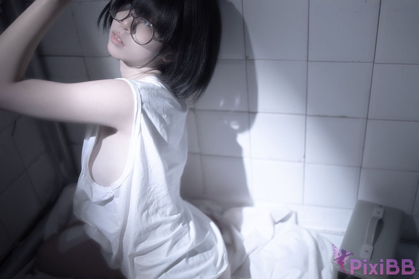 Cosplayer Zhiyue Etsu ko vest PixiBB.COM 005