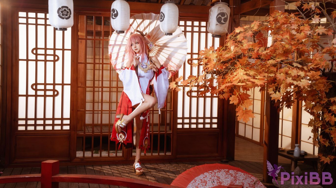 Cosplayer Seya lion smash Genshin Yae Miko PixiBB.COM 001
