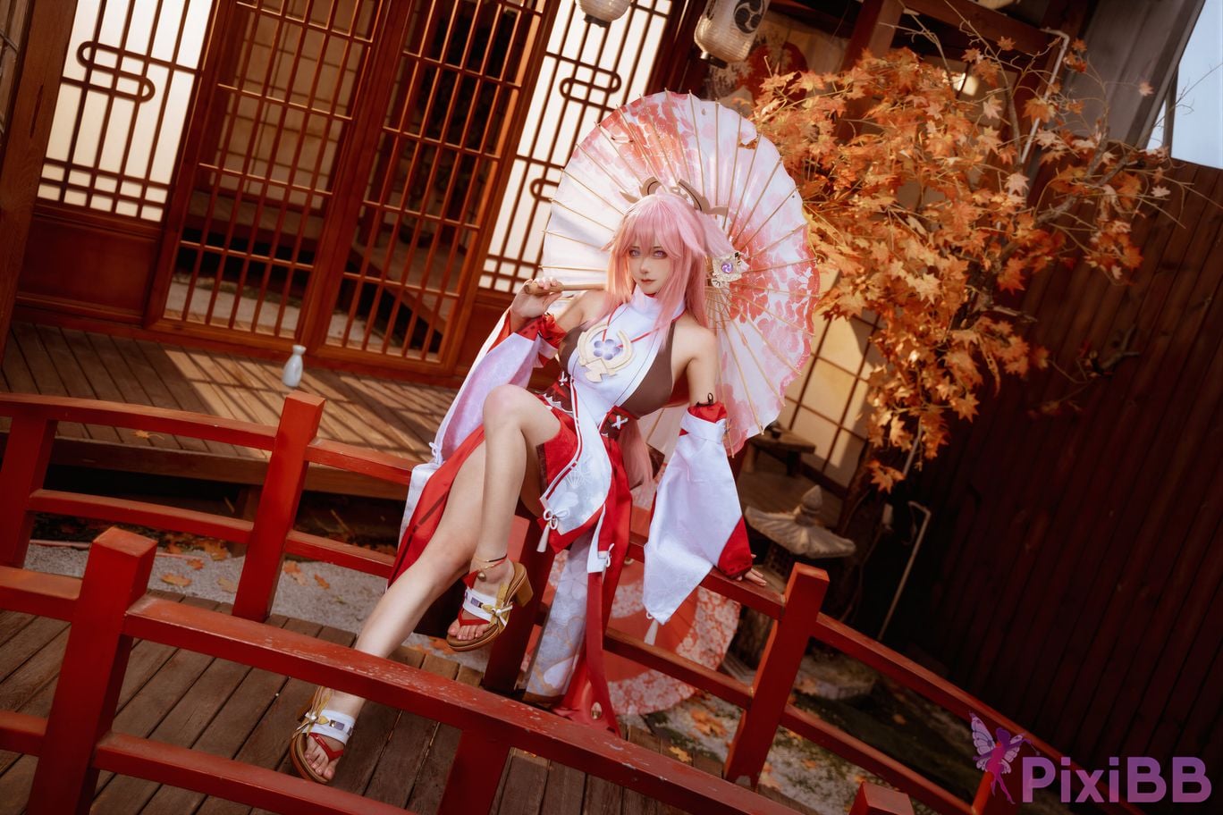 Cosplayer Seya lion smash Genshin Yae Miko PixiBB.COM 007