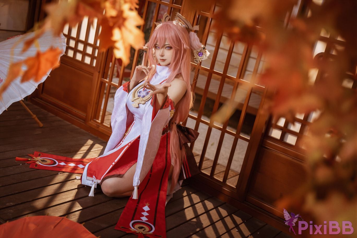 Cosplayer Seya lion smash Genshin Yae Miko PixiBB.COM 009