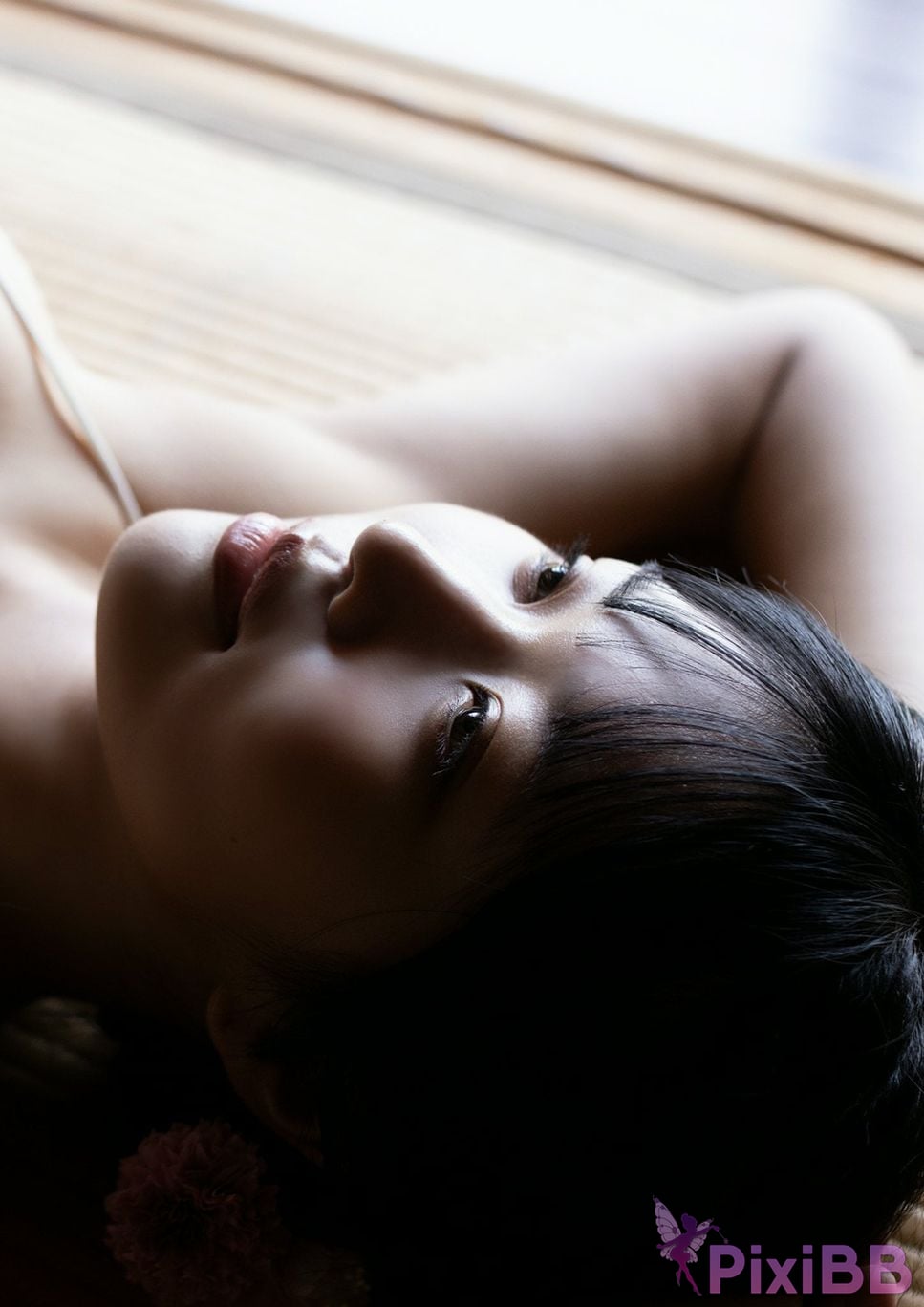 Japanese Idol Miyuka Minami BRODY digital photo book HEAVENS GATE PixiBB.COM 037
