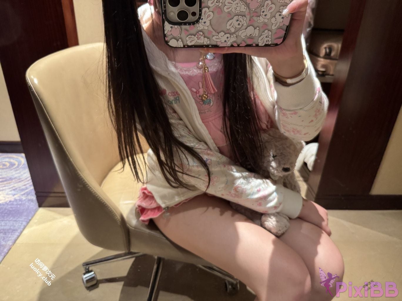 OtherXXX mengbaobaby small transparent Electric shock cute king Top twin pony tail white tiger loli private shooting subscription PixiBB.COM 013