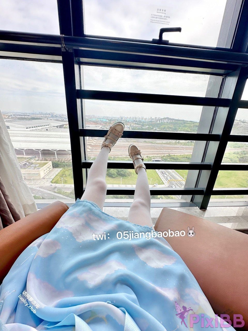 OtherXXX mengbaobaby small transparent Electric shock cute king Top twin pony tail white tiger loli private shooting subscription PixiBB.COM 026