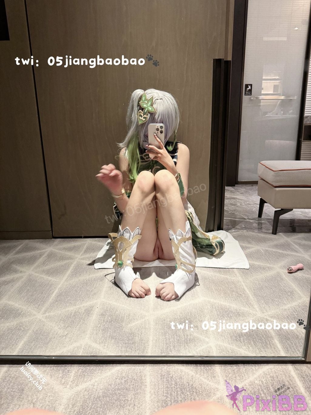 OtherXXX mengbaobaby small transparent Electric shock cute king Top twin pony tail white tiger loli private shooting subscription PixiBB.COM 074