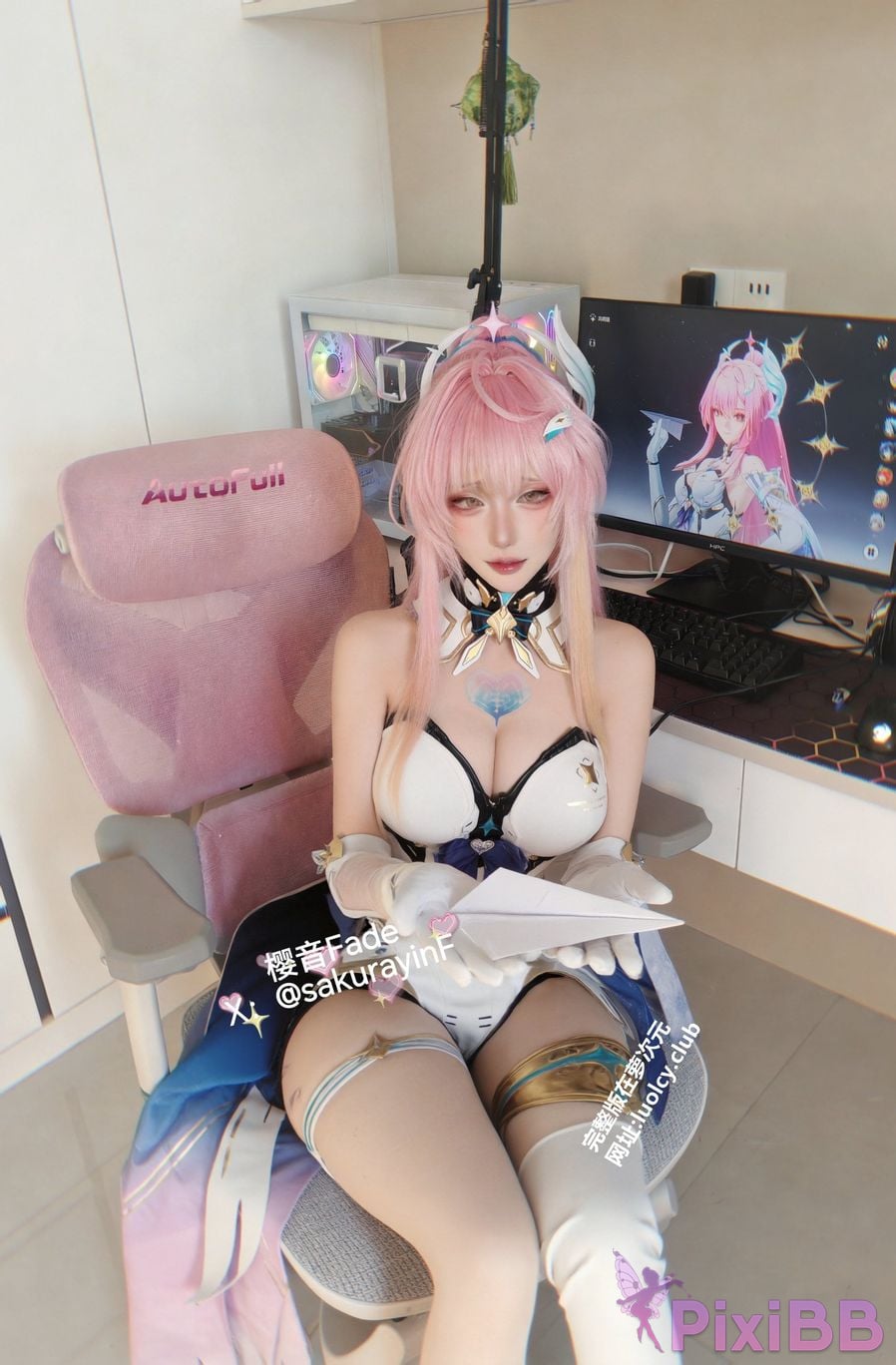 Cosplayer sakurayinF Yingyin Fade Top Big Boobs Welfare Girl PixiBB.COM 048