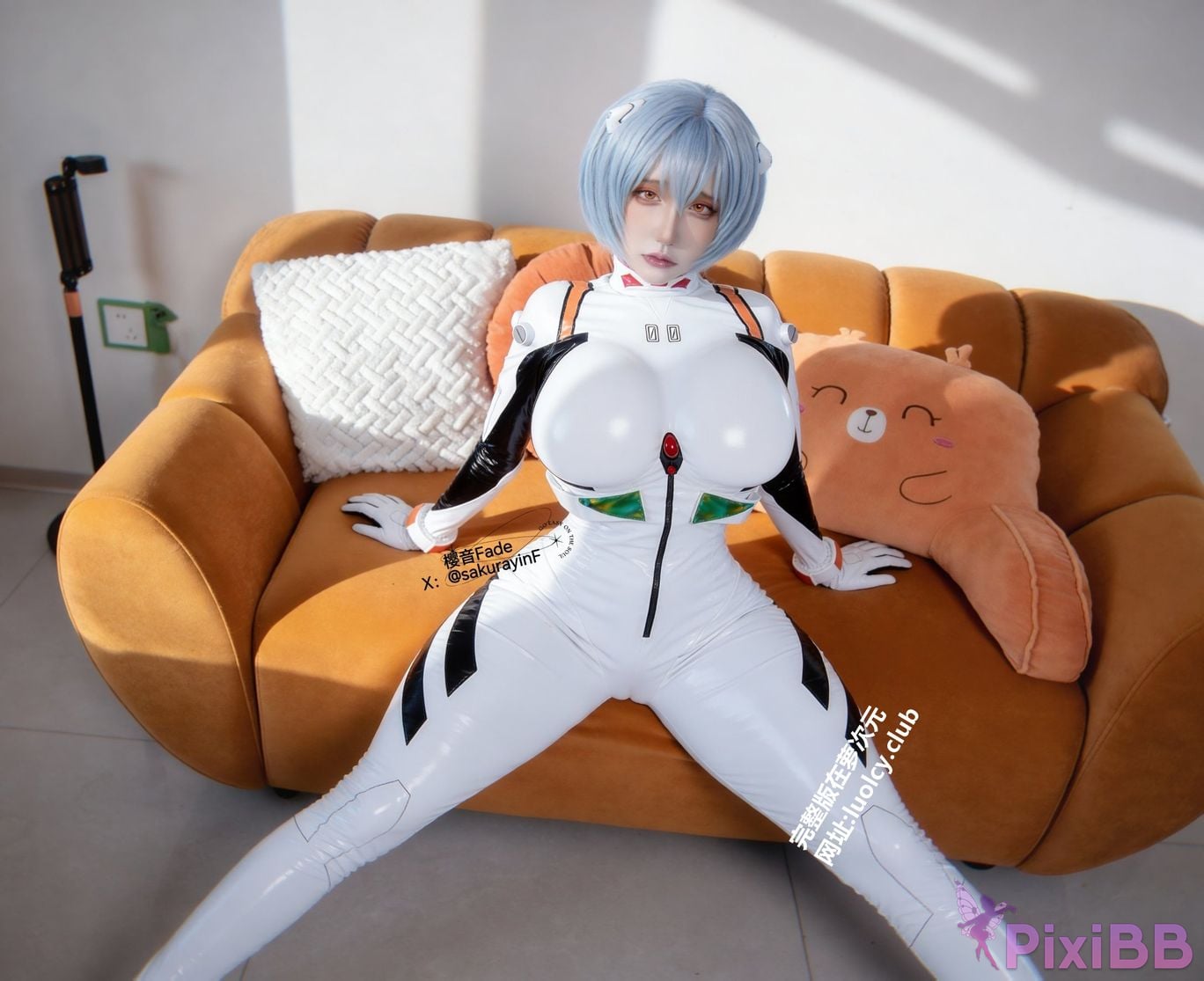 Cosplayer sakurayinF Yingyin Fade Top Big Boobs Welfare Girl PixiBB.COM 071