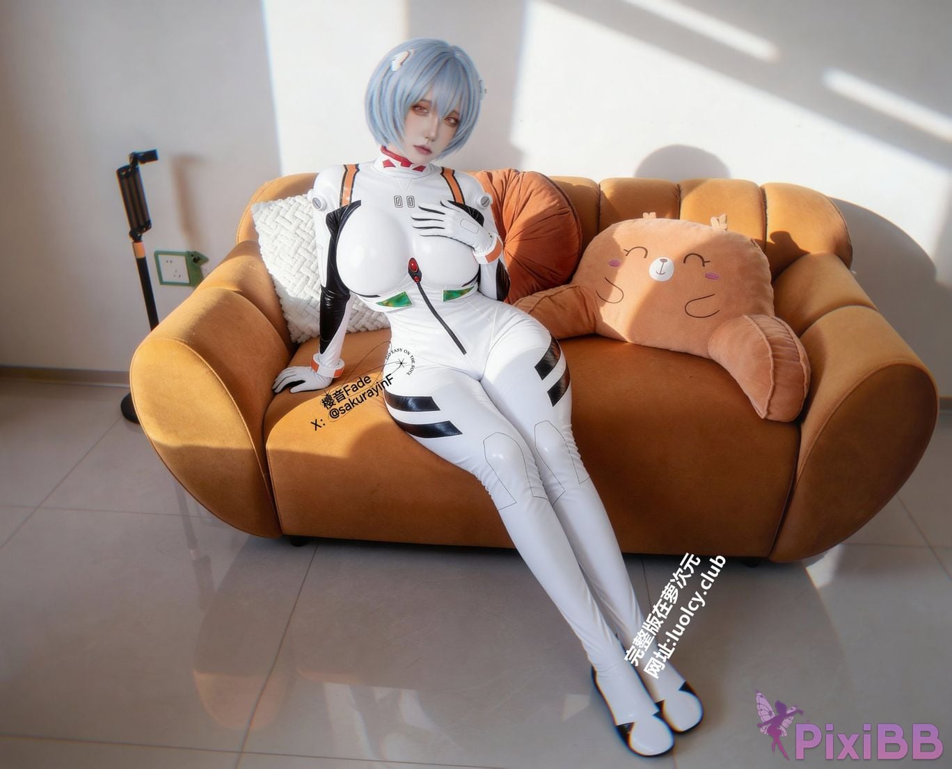 Cosplayer sakurayinF Yingyin Fade Top Big Boobs Welfare Girl PixiBB.COM 072