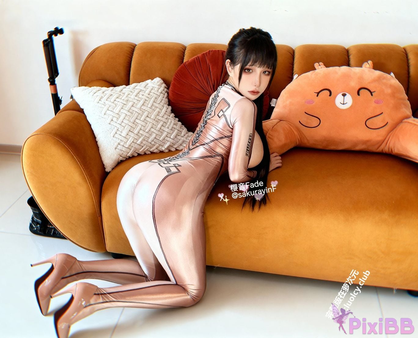 Cosplayer sakurayinF Yingyin Fade Top Big Boobs Welfare Girl PixiBB.COM 140