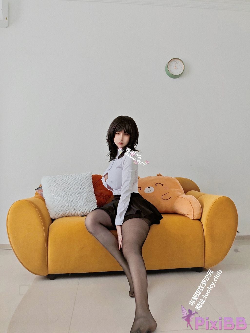 Cosplayer sakurayinF Yingyin Fade Top Big Boobs Welfare Girl PixiBB.COM 169