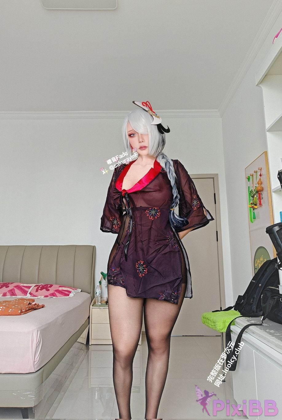 Cosplayer sakurayinF Yingyin Fade Top Big Boobs Welfare Girl PixiBB.COM 235