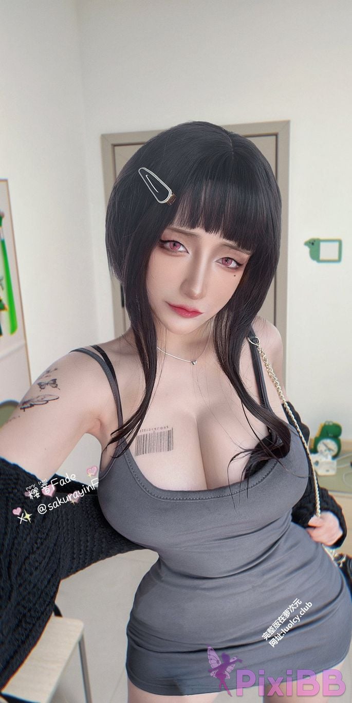 Cosplayer sakurayinF Yingyin Fade Top Big Boobs Welfare Girl PixiBB.COM 349