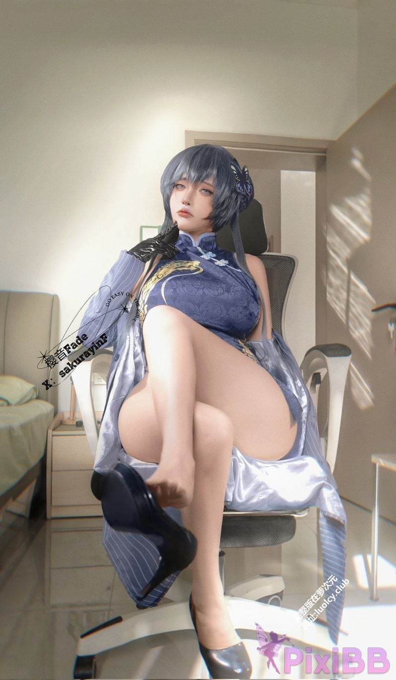 Cosplayer sakurayinF Yingyin Fade Top Big Boobs Welfare Girl PixiBB.COM 364